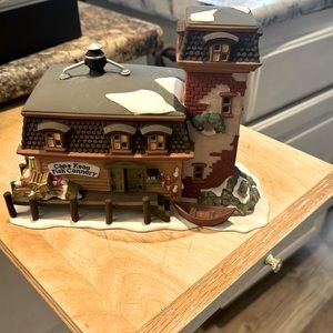 Dept. 56 *Vtg New
England"Cape Keag Fish
Cannery" Porcelain
Lighted(1994)no box